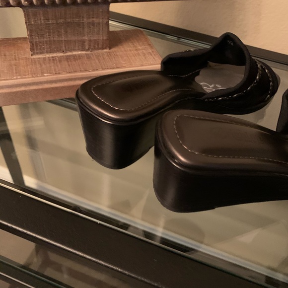 Brighton shoes - Picture 3 of 3